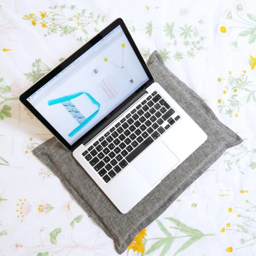 DIY-Blogger – Laptop am Arbeitsplatz