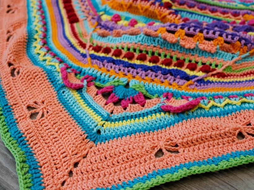 myboshi-blog-Crochet along 2017 – Teil 6 -beispielbild decke